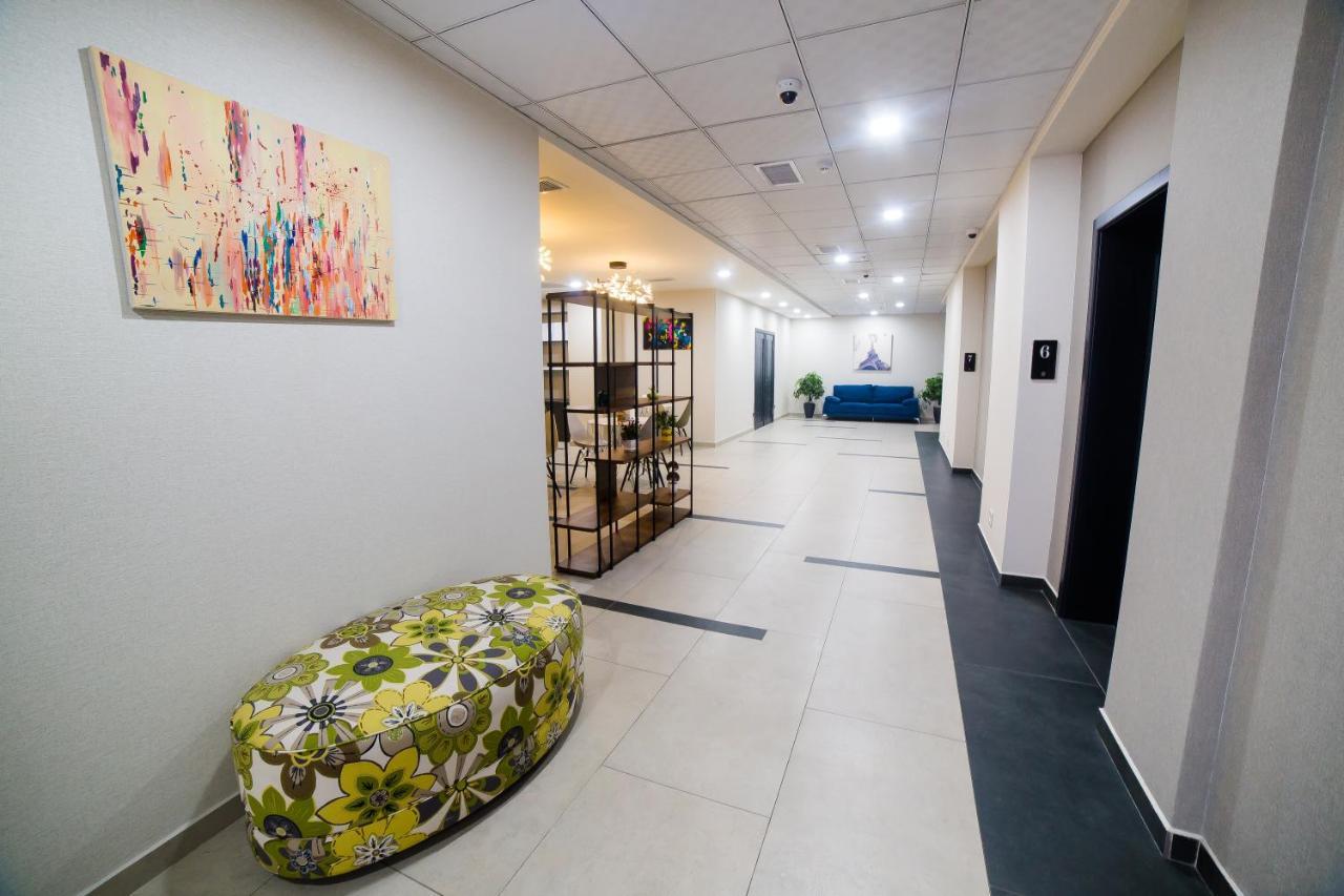 Golden Hotel Bishkek Bagian luar foto